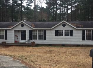 31 Honeysuckle Ct, Cameron, NC 28326