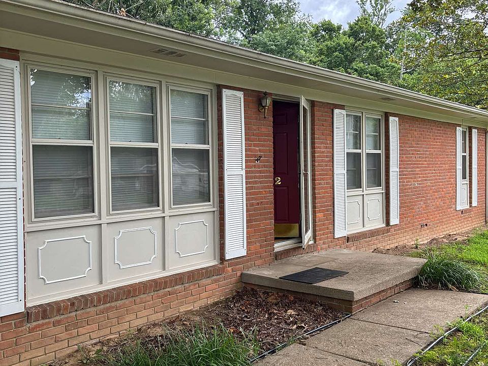 1st image of 102 Dawn Dr