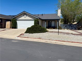 14118 Rosewood Dr, Hesperia, CA