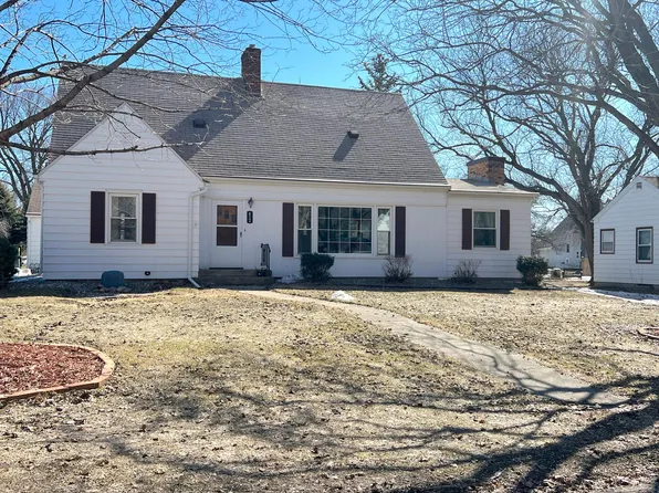 412 N Elm St, Bricelyn, MN 56014