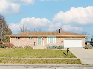 1306 Montego Dr, Springfield, OH 45503