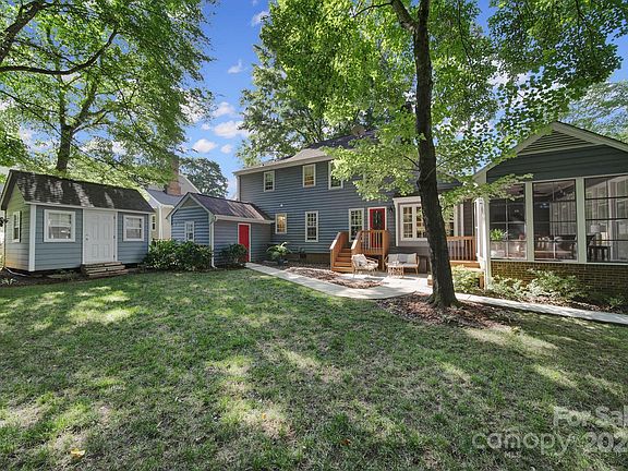 4th image of 7421 Willow Creek Dr