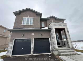 4 Middleton Dr, Wasaga Beach, ON L9Z0K9