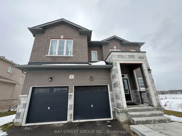 4 Middleton Dr, Wasaga Beach, ON L9Z 0K9