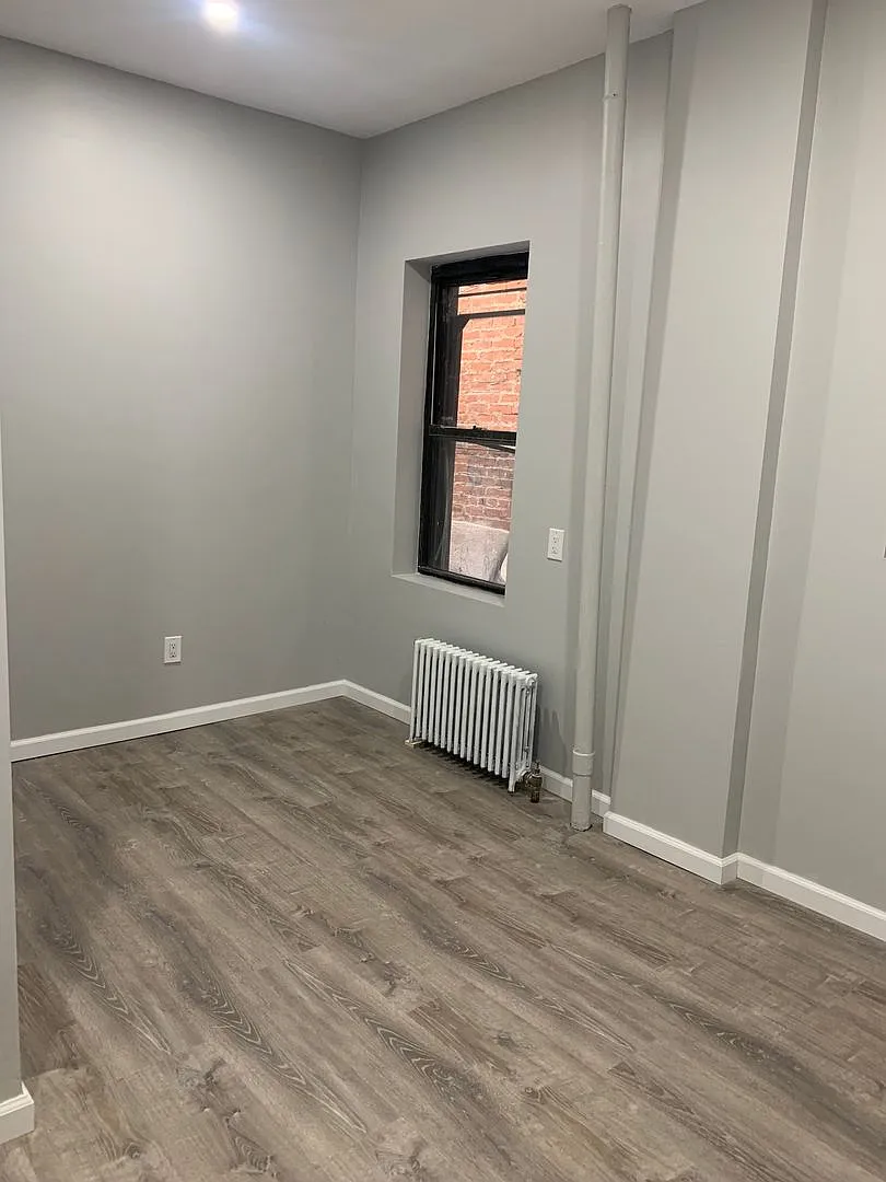 162 Willow St — Photo 3