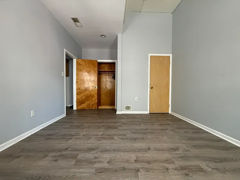 1011 Cherry St #2F — Photo 6
