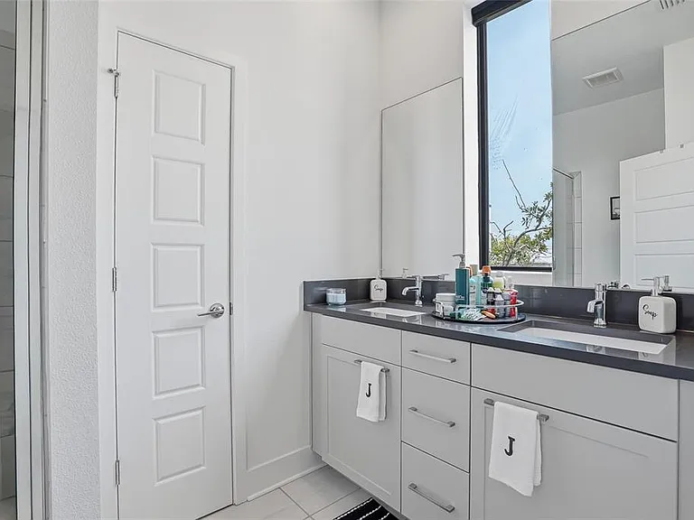 4810 W McElroy Ave #30 — Photo 26