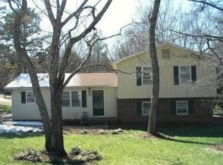 113 Kirk Dr, Seneca, SC 29678