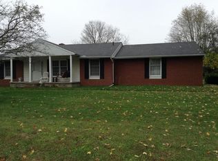 2346 Blue Valley Rd SE, Lancaster, OH 43130