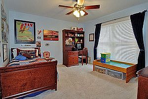 3rd image of 3812 Parador Dr