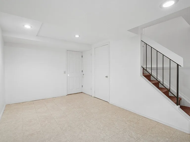 38 Park St #25H — Photo 21