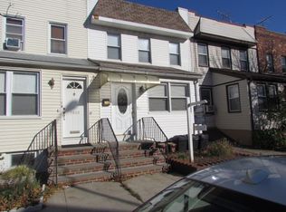 7811 74th St, Ridgewood, NY 11385