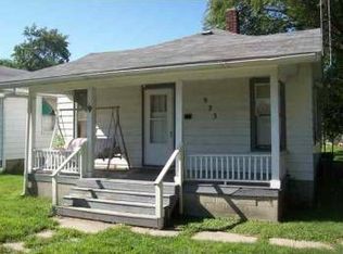 923 Clinton St, Lincoln, IL 62656