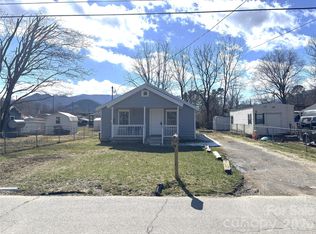 29 5th St, Waynesville, NC 28786