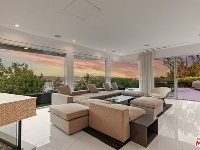 1377 Miller Pl, Los Angeles, CA, 90069