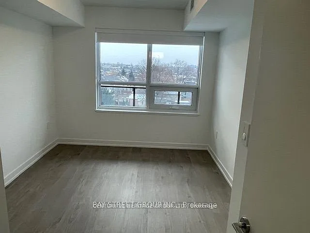 556 Marlee Ave #529 — Photo 12