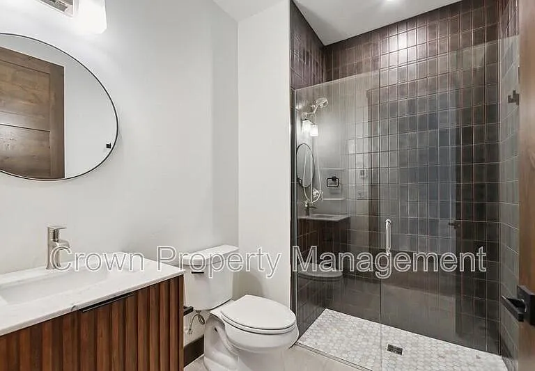 317 Akers Ln #G — Photo 18