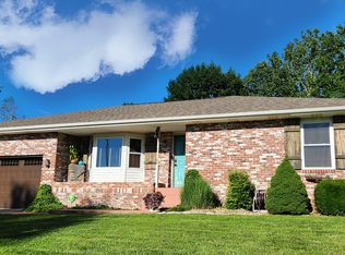 5472 S Jefferson Ave, Springfield, MO 65810