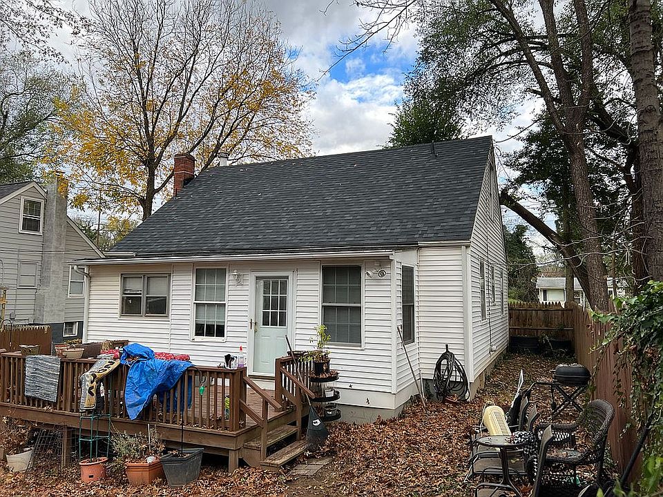 2nd image of 2513 Liberty Rd NE