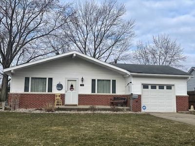 452 N Williams St, Nappanee, IN, 46550