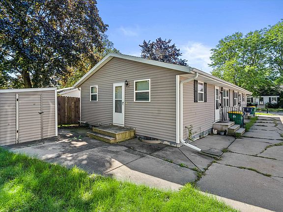 4th image of 956 Langlade Ave
