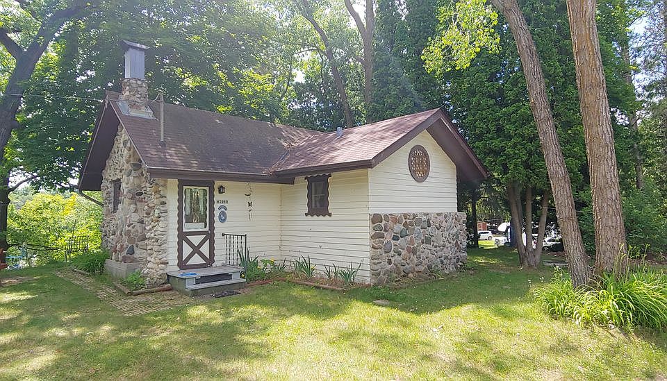 1st image of W2960 Elmore Dr