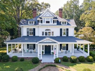 1085 N Main St, Mocksville, NC 27028