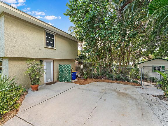 4th image of 4166 NE Sunset Drive