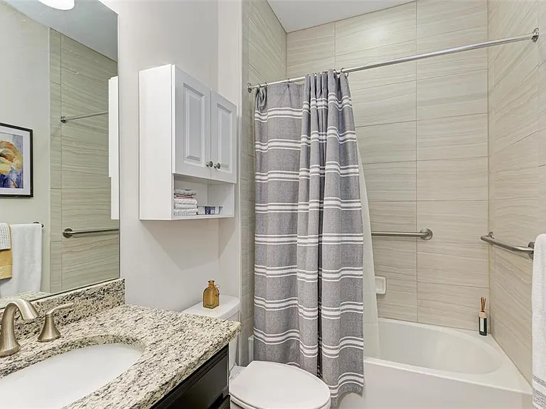 228 Maraviya Blvd — Photo 35