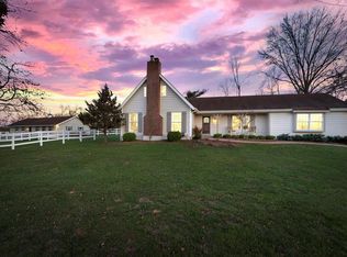 2100 Wakefield Farm Rd, Glencoe, MO 63038