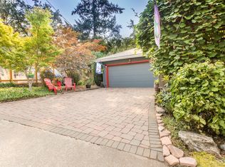 3070 Powell St, Eugene, OR 97405