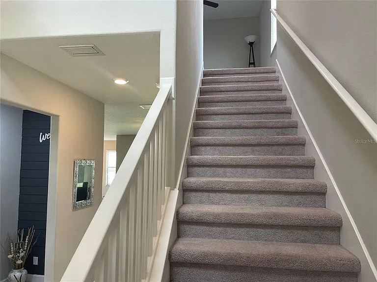 1596 Ludington Ave — Photo 21