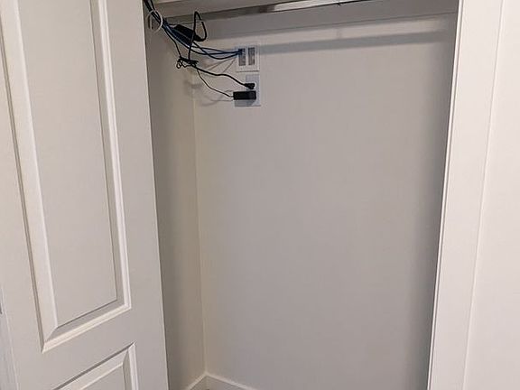 5th image of 920 S 25 E Unit 3
