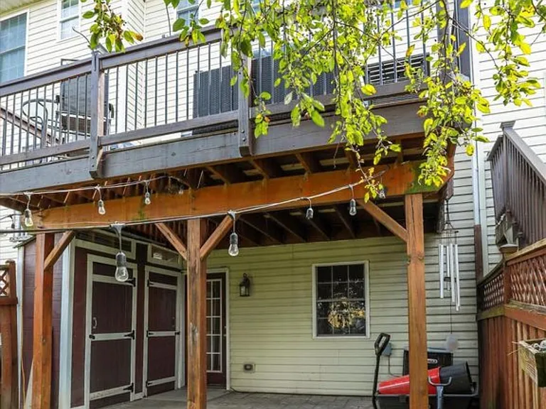 8867 Hillside Way — Photo 30