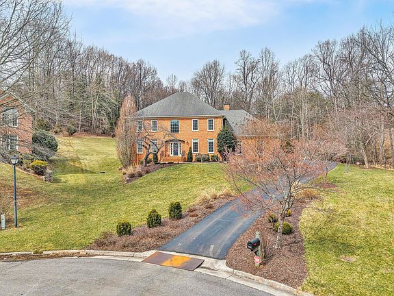 2nd image of 5398 Montague Way