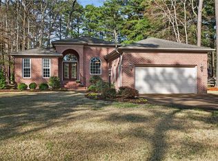 529 Piney Point Rd, Yorktown, VA 23692