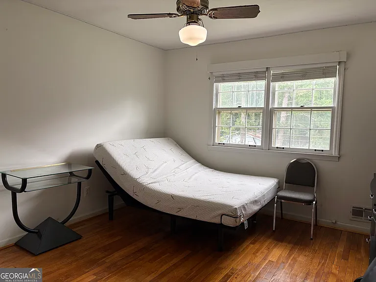 1481 Drayton Woods Dr — Photo 10