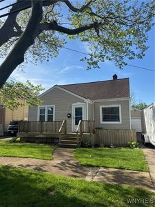 7807 Lindbergh Ave, Niagara Falls, NY, 14304