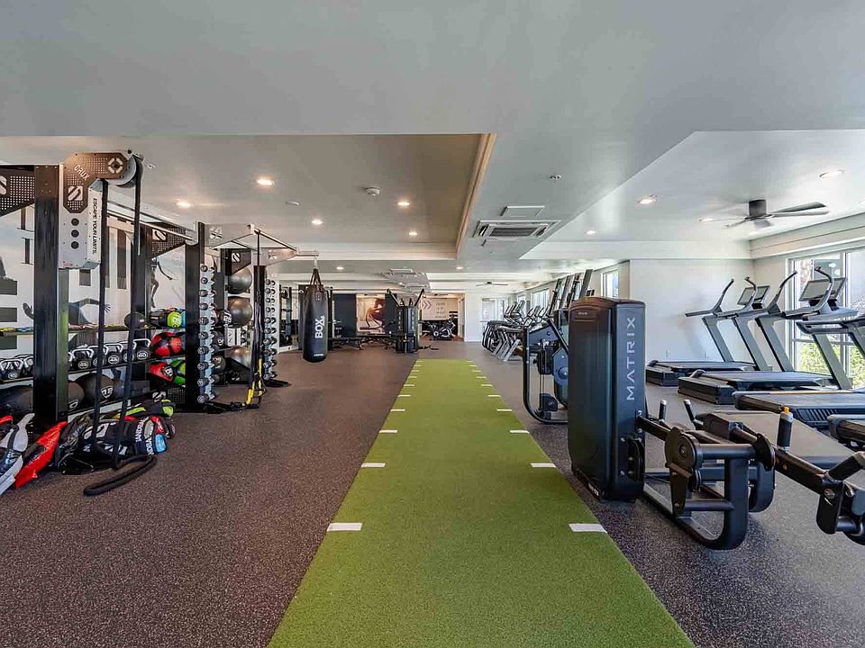 Slate, Scottsdale, AZ, 24-Hour Fitness Facility