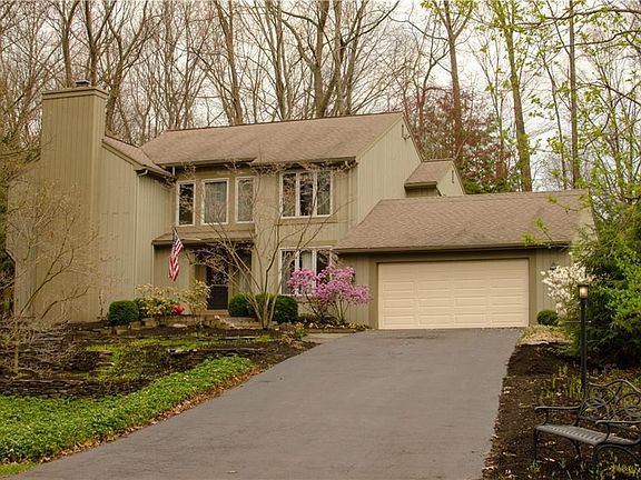 2nd image of 5 Great Oak Ln