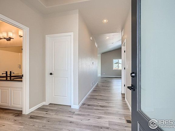 2nd image of 802 Little Leaf Dr