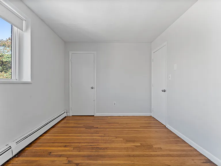 580 Cummins Hwy #15 — Photo 8