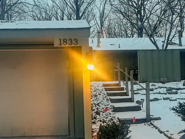 1833 Zanzibar Ln N, Plymouth, MN 55447