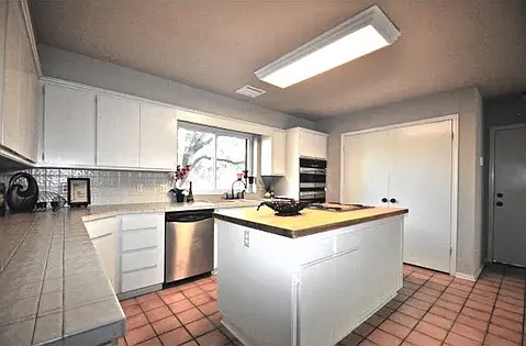 4205 Old Farm Rd — Photo 9