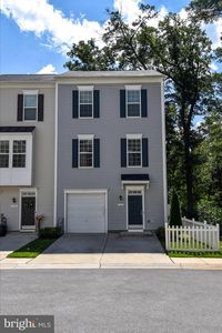 121 Pond View Dr, Glen Burnie, MD, 21060