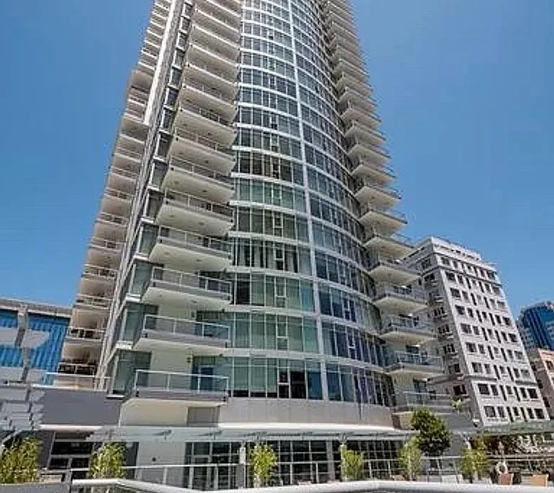 400 W Ocean Blvd #1604