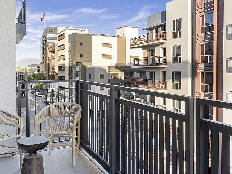 Rendezvous Urban Flats — Photo 70