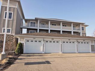 930 W Savidge St UNIT 28, Spring Lake, MI 49456