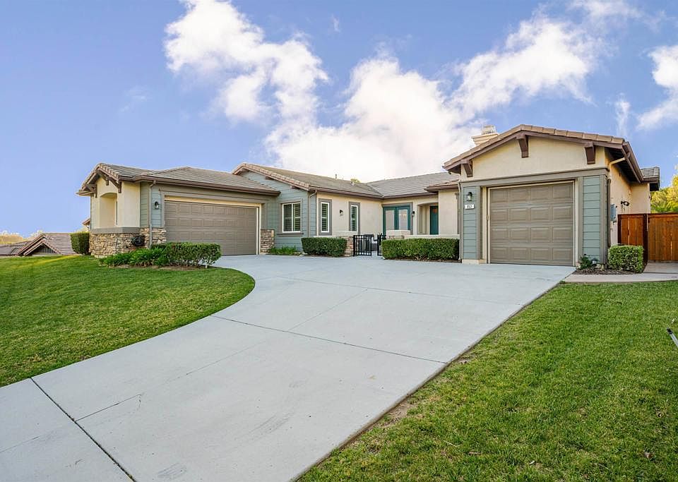 1st image of 853 Hidden View Ln