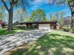 3600 W 50th Ter, Roeland Park, KS 66205